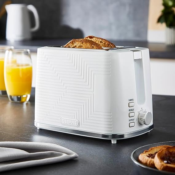 Geepas 2 Slice Toaster with 7 Level Browning Control 900W-36554