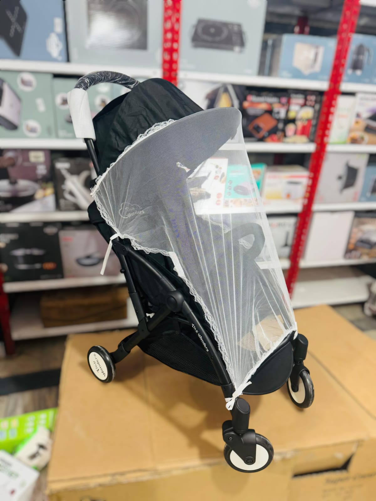 Tiny Wonders Lightweight Stroller with Dual-Brake