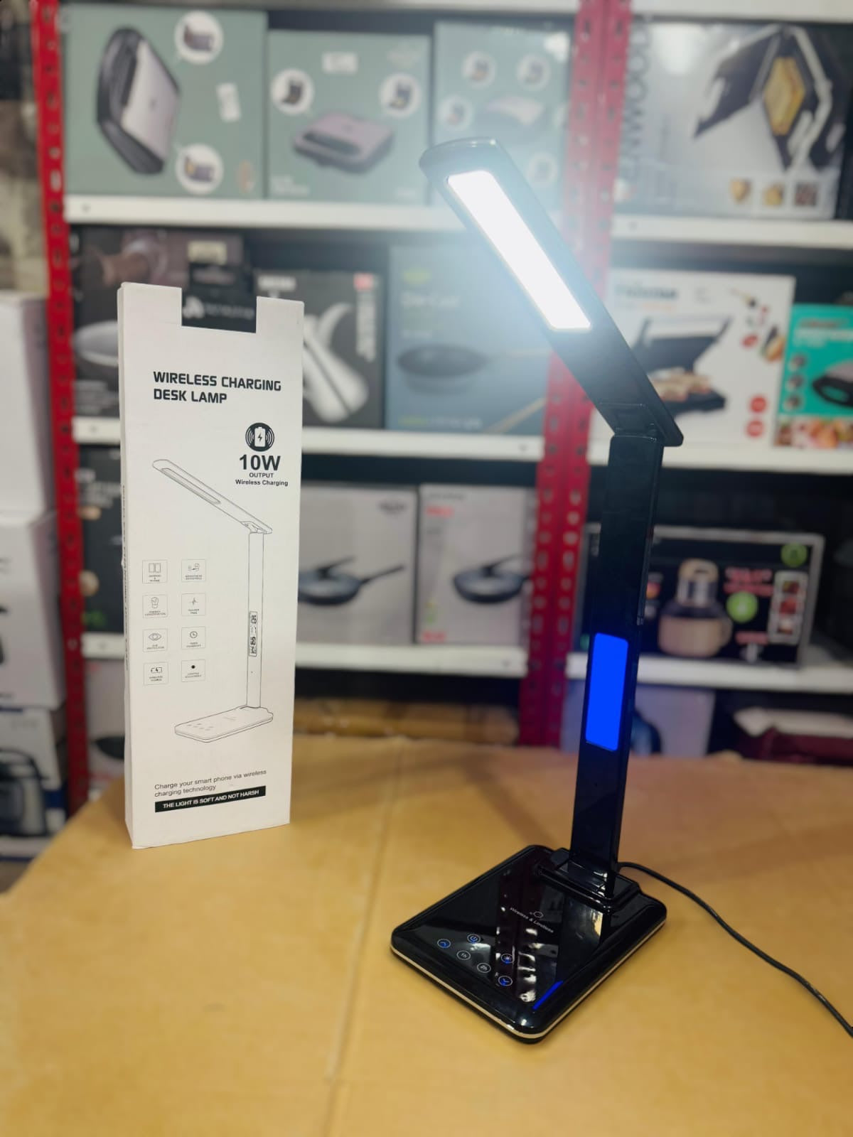 Imported Wireless Charging LED Lamp