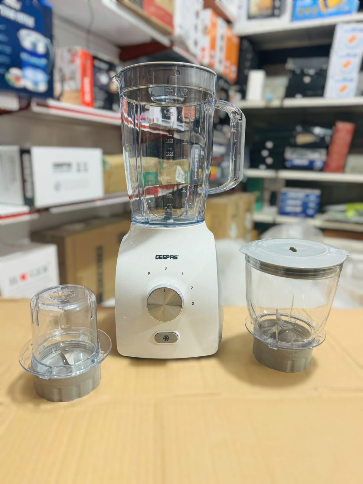 GEEPAS 600W 3 in 1 Blender-44034