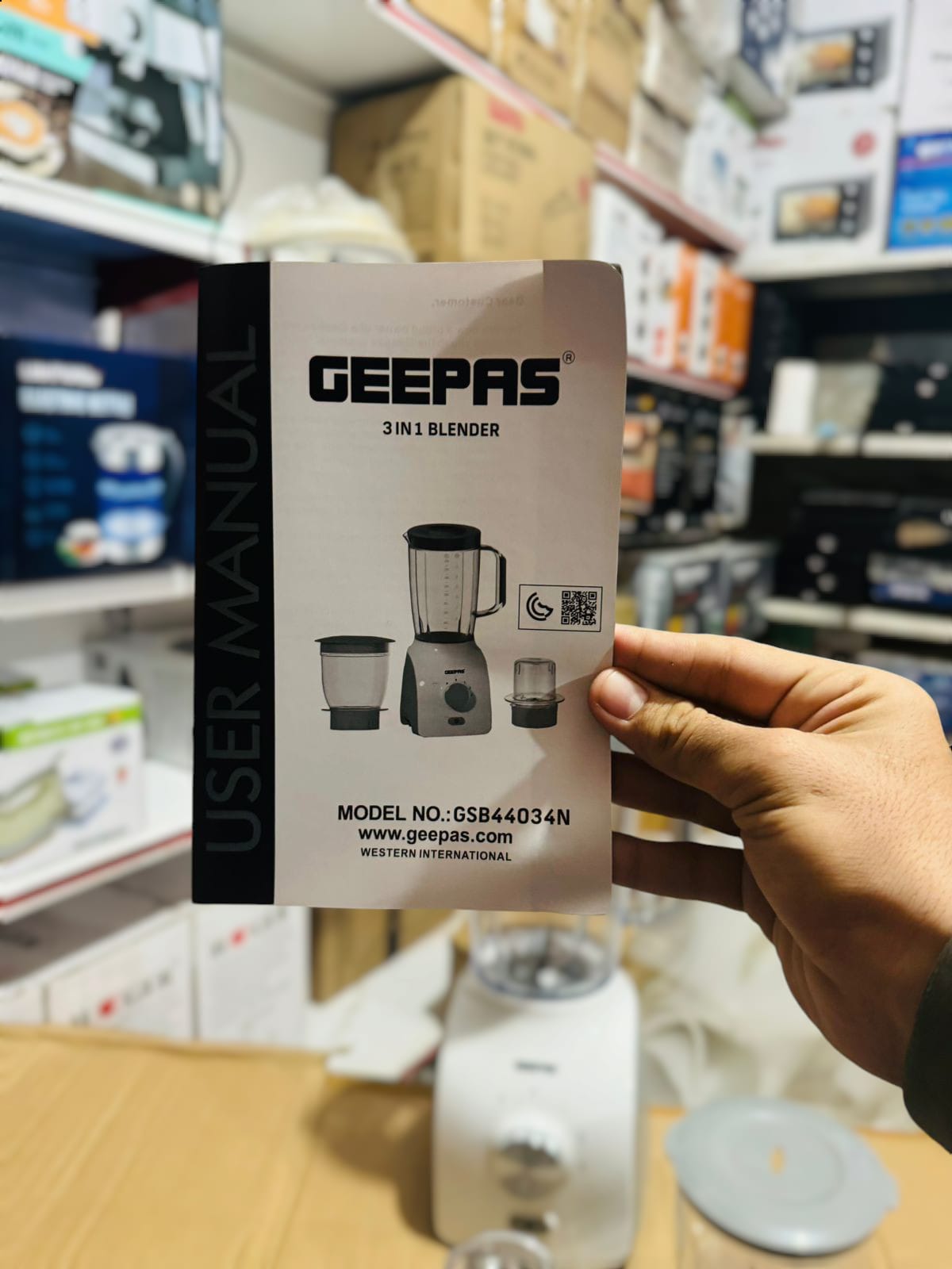 GEEPAS 600W 3 in 1 Blender-44034