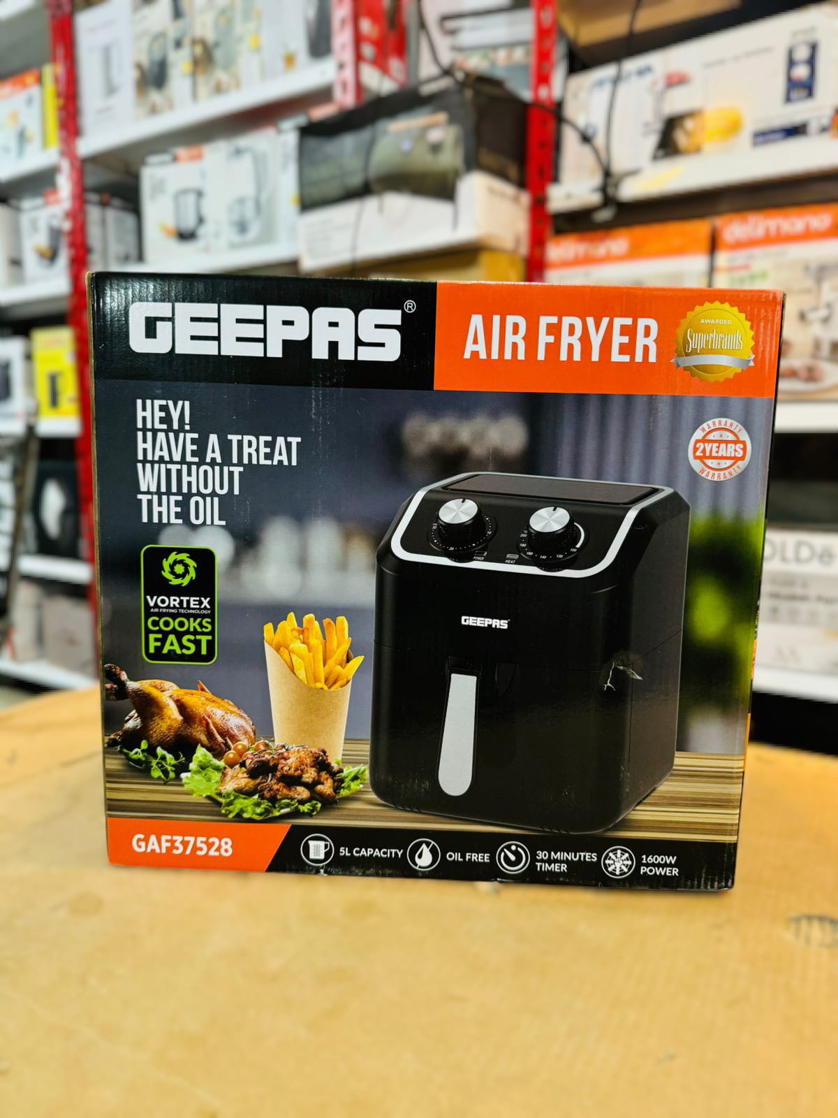 GEEPAS 5L Air Fryer 1600W-37528