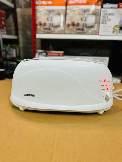 GEEPAS 4-Slice Bread Toaster 1100W-9895