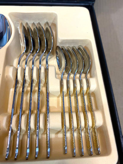 Embossed 2 Types Steel Cutlery Set