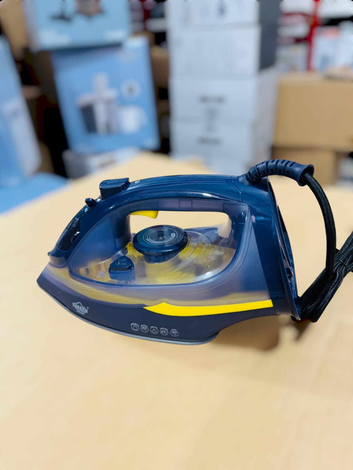 Uakeen Germany Steam Iron ZL-818