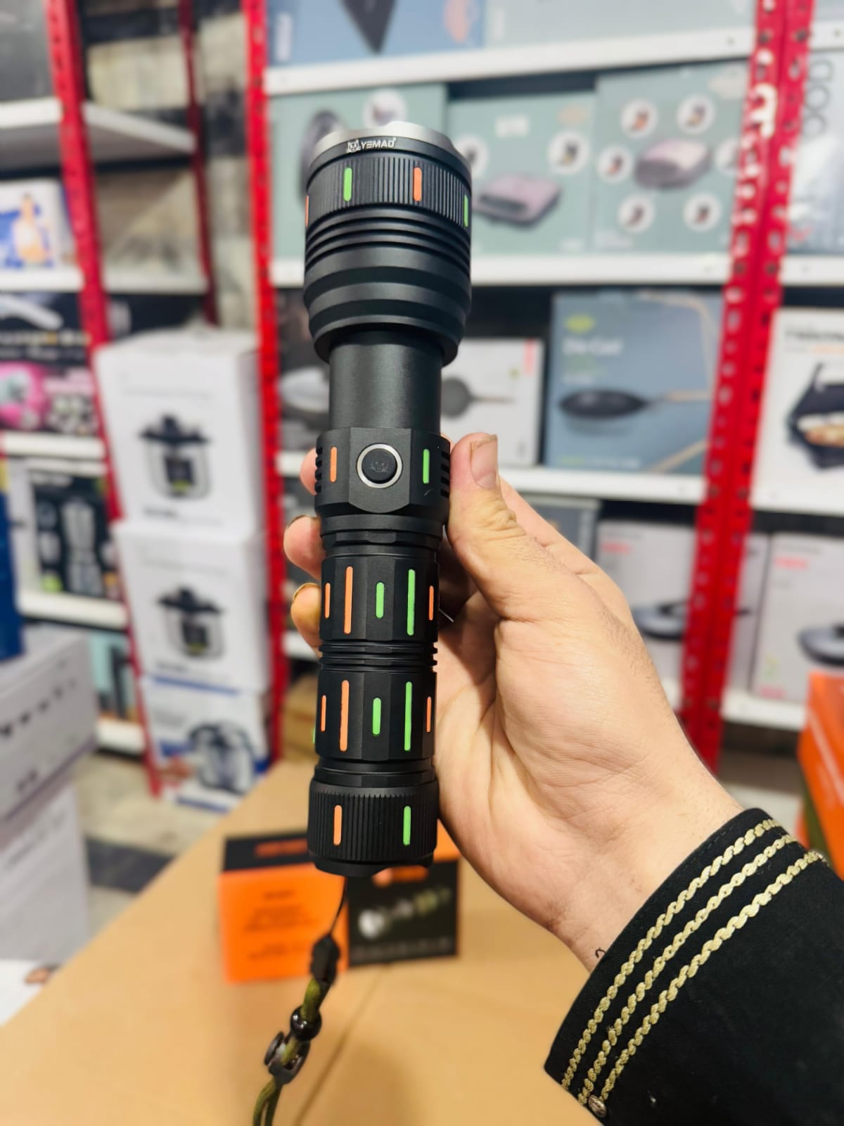 Yemao High Power LED Flashlight