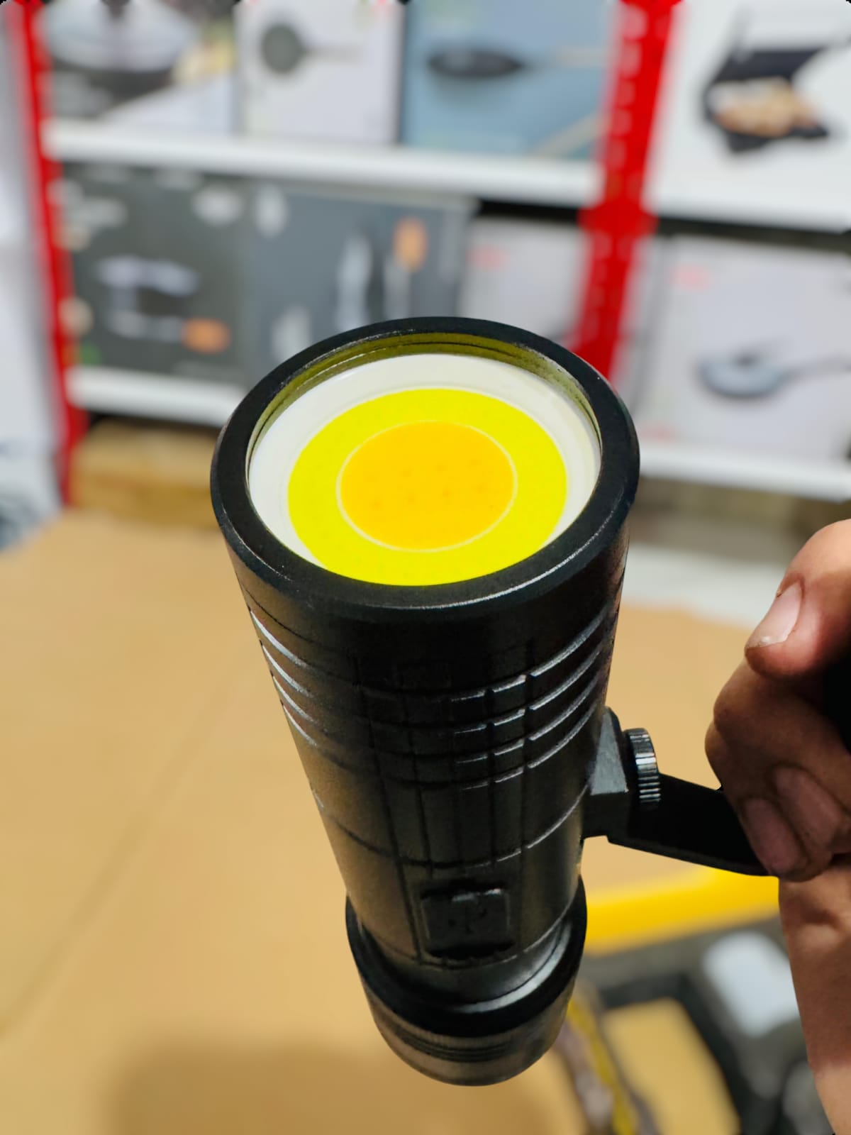 Multifunctional Searchlight with Power Bank