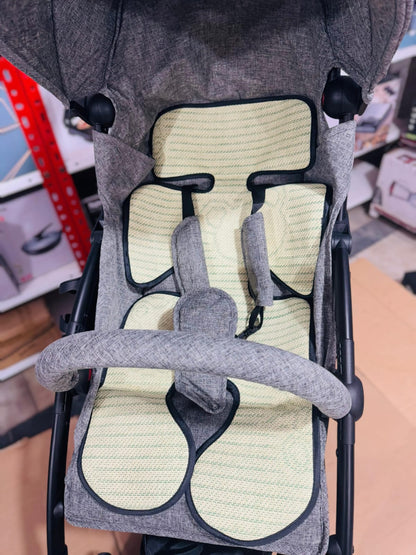 Tiny Wonders Lightweight Stroller with Dual-Brake